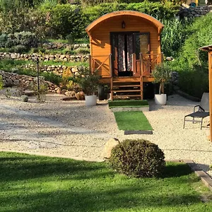  Maison d'hôtes Roulotte De Florette