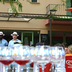 Les Rives Du Loup Hotel