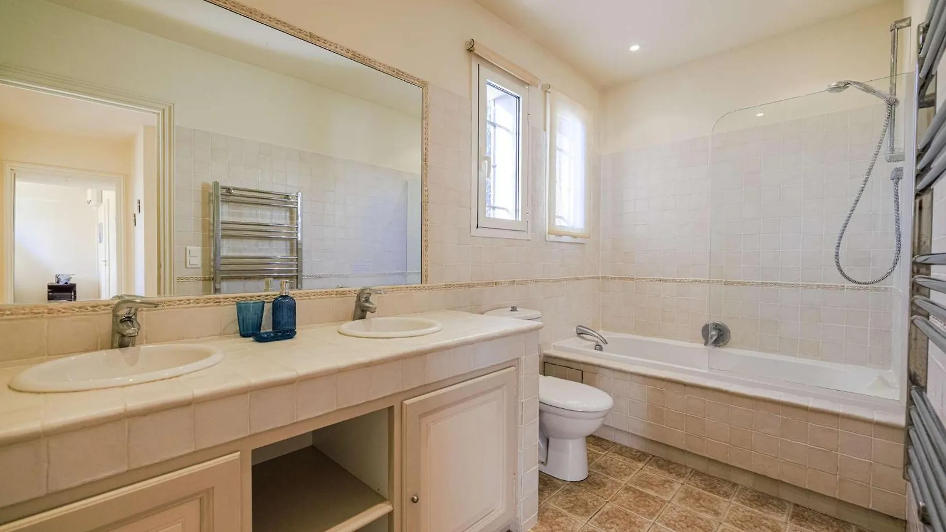 Villa Cramond - Avec Piscine Pour 8 Pers - Tourrettes-Sur-Loup 0*,